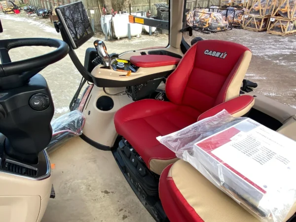 New 2024 Case IH MAGNUM 250 CVT Tractor - Image 6