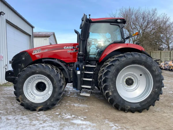 New 2024 Case IH MAGNUM 250 CVT Tractor - Image 3