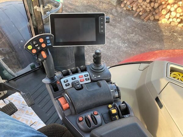 2019 Massey Ferguson 8740S DVT - Image 5