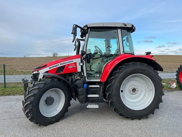 2023 Massey Ferguson 5S.115 Dyna-4 Efficient - Image 2