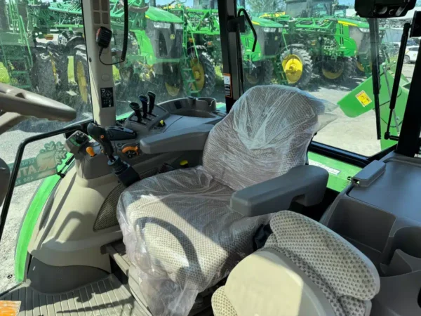 John Deere 5090R Tractor - Image 2