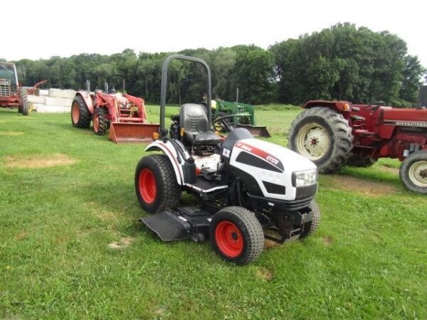 Bobcat CT120 Tractor - Image 2