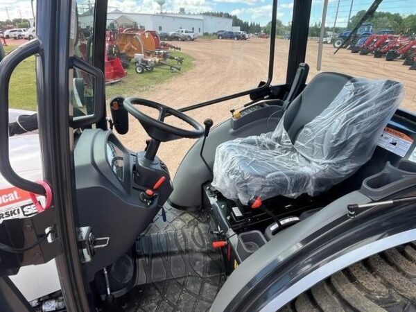 Bobcat CT2535 Tractor - Image 2