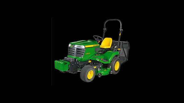 Brand New John Deere Tractor Model X950R - Image 3