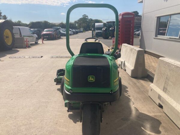 JOHN DEERE 2500B GREENS TRIPLE MOWER - Image 4