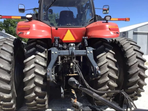 2013 Case IH Magnum 235 Tractor - Image 8
