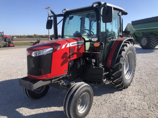 2023 MASSEY FERGUSON 4707 Tractor