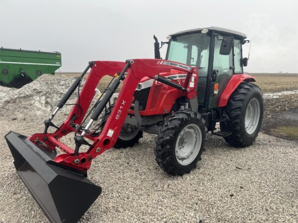 2014 MASSEY FERGUSON 4610 Tractor
