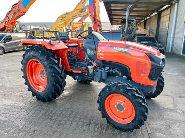 Kubota MU4501 4WD 45HP Tractor - Image 3